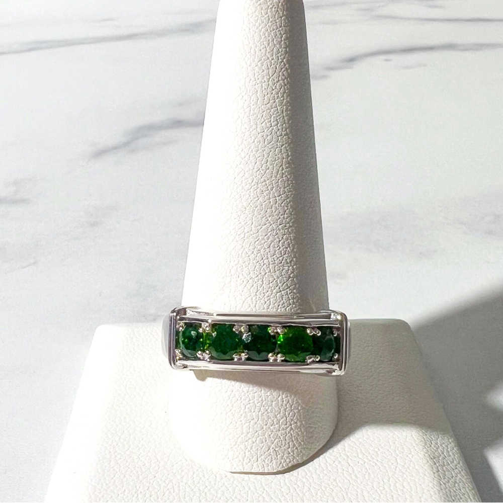 1.25ctw Round Chrome Diopside Rhodium Over Sterling Silver Men's Band Ri…